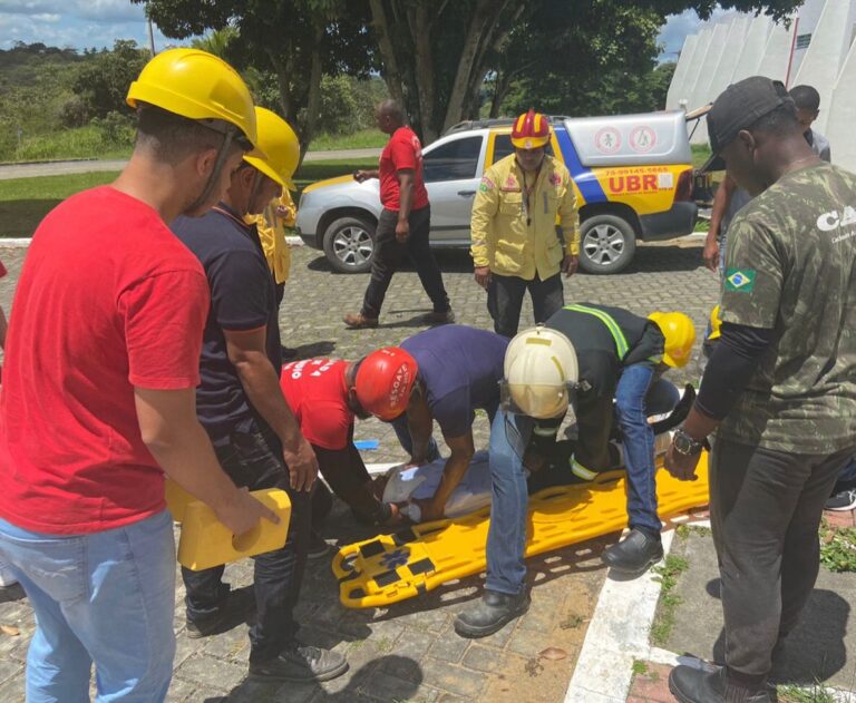 Fadba promove treinamento da brigada de incêndio Notícias Adventistas