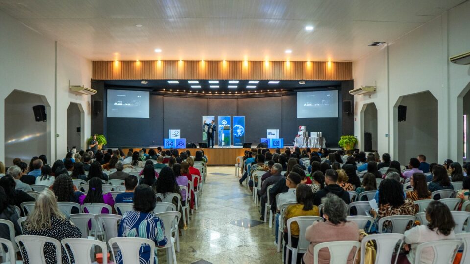 Encontro de Secretaria da ASES reuniu cerca de 200 pessoas para um sábado de muita informação técnica e motivação espiritual. (Crédito: Davner Toledo)