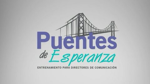 Entrenamiento para directores de comunicación -  Puentes de Esperanza