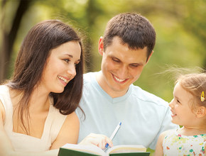 Adoração em Família: Sugestões para o Preparo e Apresentação dos Temas