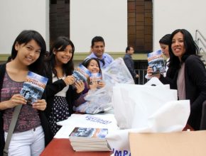 Sur del Perú comparte 1,300,000 libros en Impacto Esperanza