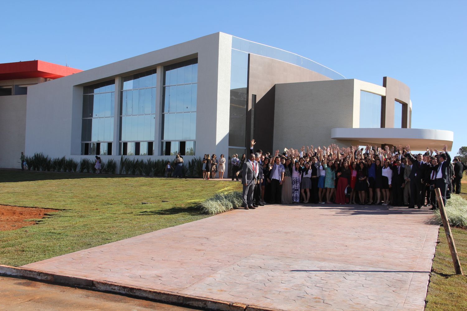 Reunión sudamericana adventista comienza con bautismo e inauguración - Noticias - Adventistas Reunión sudamericana adventista comienza con bautismo e inauguración - Noticias - Adventistas