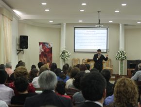 Zona centro en Paraguay desarrolla seminarios de Profecía