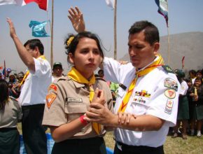 41 adolescentes se unen al club más grande de conquistadores