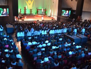 Iglesia Adventista en Bolivia se prepara para Evangelismo Satelital