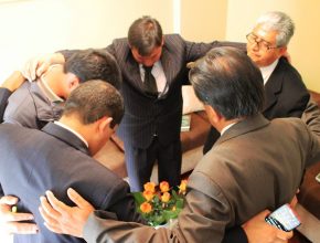 La preparación previa a Semana Santa se vive en los Grupos Pequeños Pastorales