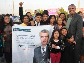 Líderes de la Iglesia Adventista, para Sudamérica, evangelizan Trujillo, Perú
