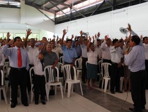 Concilio fortalece relación entre ancianos de iglesia y sus esposas