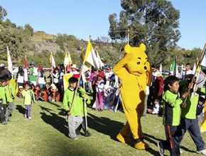 Miles de niños celebraron el “Día del Aventurero”