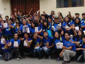 Más de 11 mil personas proclaman tierra de esperanza a ciudad del norte del Perú