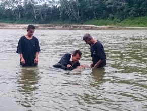 Ecuador realiza una caravana de vida, esperanza y salvación