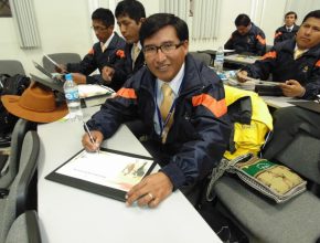 Líderes se preparan con Evangelismo Escuela en el  sur del Perú