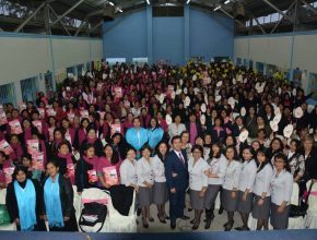 600 Damas participan de Encuentro de Liderazgo