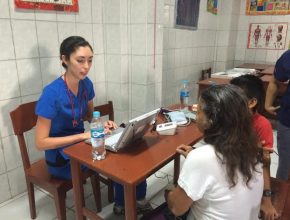 Pucallpa: Médicos extranjeros ofrecen campaña de salud