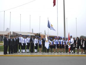 Perú: celebran 104 años de la Educación Adventista con izamiento de bandera