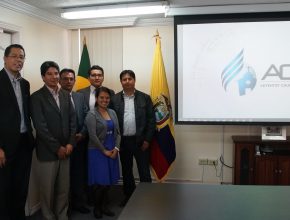 Ecuador se actualiza en mejoras del sistema ACMS