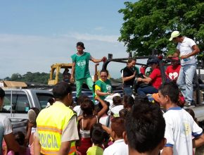 Ayuda de Agencia Adventista llega a Muisne, epicentro del terremoto en Ecuador