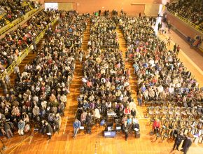 Más de cinco mil personas celebrando los 100 años de la Iglesia en Buenos Aires
