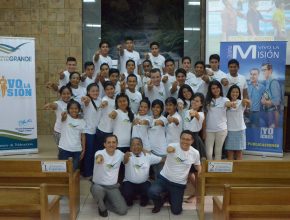 Jóvenes ecuatorianos se unen al proyecto 