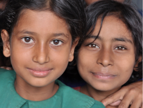 Agencia Adventista en Bangladesh ayuda a niños en extrema pobreza