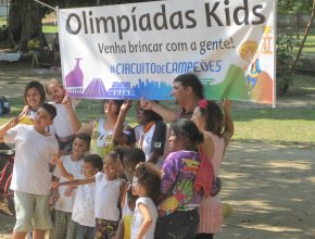 Olimpíadas infantiles atraen la atención de transeúntes