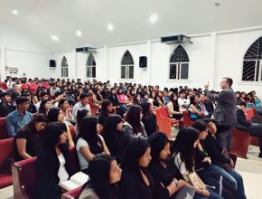 470 jóvenes participan de la 1º Asamblea Nacional de Colportores