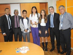 Alcaldes de Arica y Antofagasta son visitados por representantes de la Iglesia Adventista