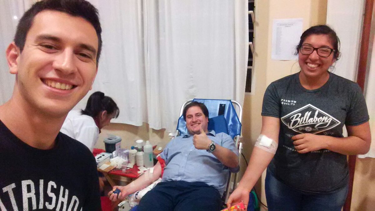 Más de cien alumnos donan sangre en favor de la comunidad