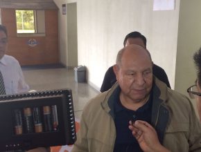 El pastor Alejandro Bullón llega a Bolivia
