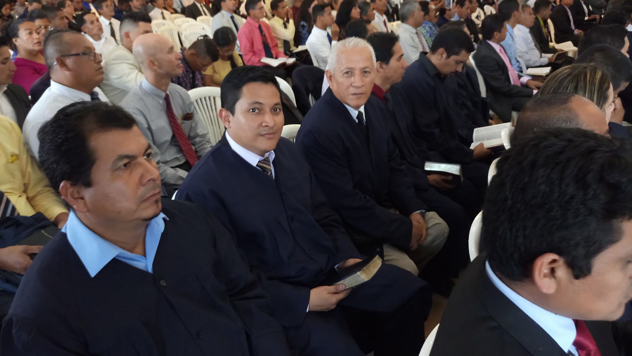 Iglesia adventista en Ecuador realiza graduación de diplomado de líderes -  Noticias - Adventistas