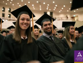 Doscientos cincuenta graduados y sus familias alcanzaron la meta