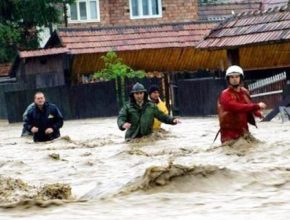 Proyecto “Esperanza por encima del agua” ayuda a víctimas por inundación en Rumania