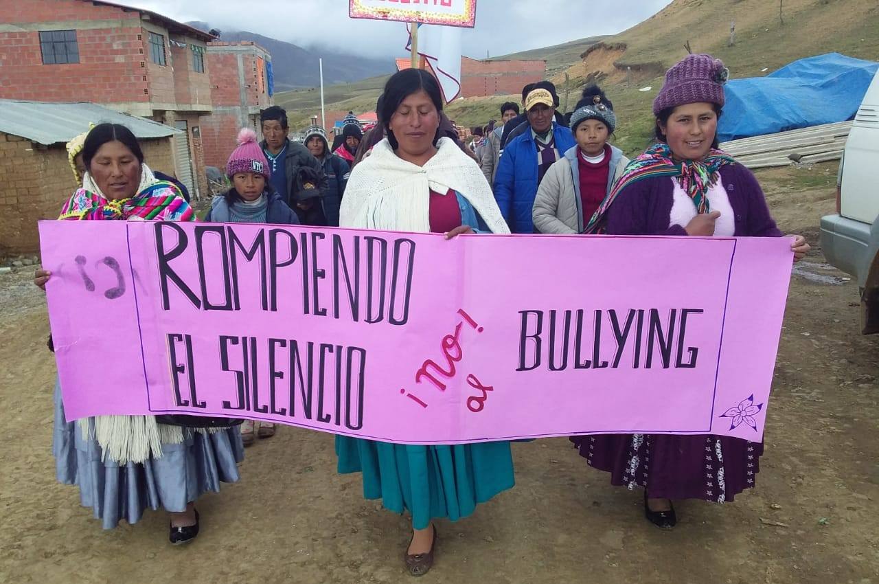 Campaña Rompiendo el Silencio en la comunidad de Cotapata