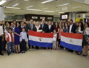 Líder mundial de los adventistas visita a autoridades públicas de Paraguay