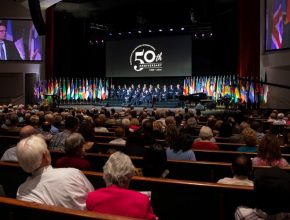 Maranatha celebra 50 años de servicio a la Iglesia Adventista