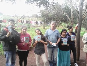 Joven es bautizado gracias a la obra de la visitación en Paraguay