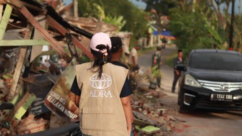 ADRA intensifica la asistencia de emergencia para ayudar a las víctimas del terremoto en Indonesia