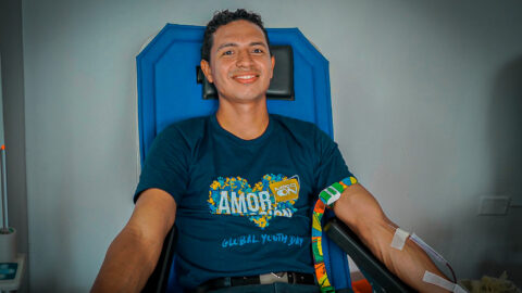 219 jóvenes adventistas en Perú donaron sangre para beneficiar a pacientes