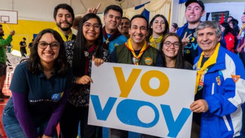 Cumbre de Líderes reúne alrededor de 400 asistentes en Valdivia