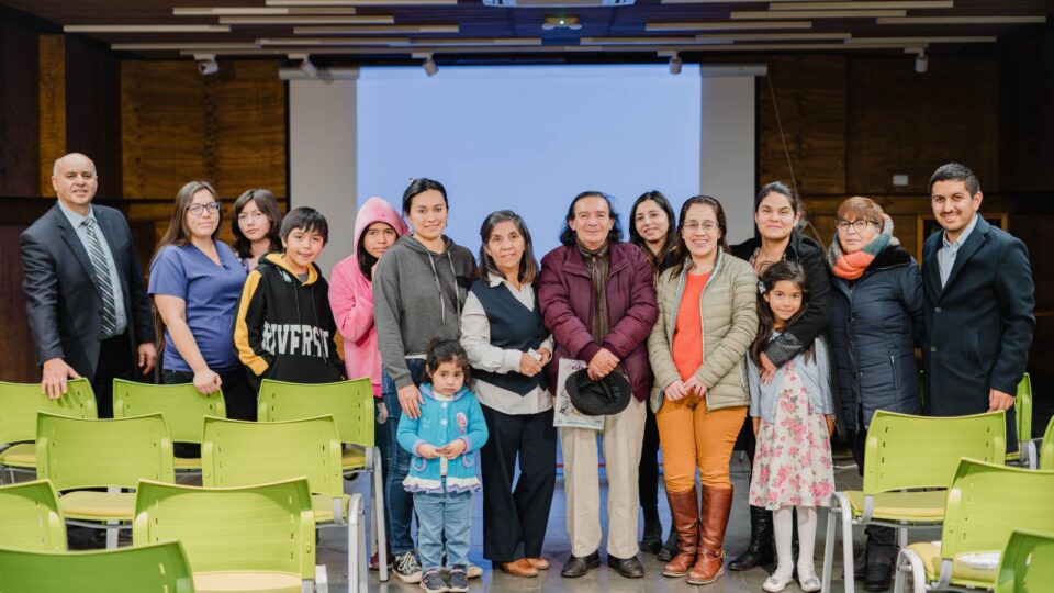 Foto grupal con clientes del sur de Chile