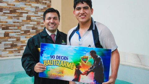 140 estudiantes deciden por Cristo en el 112º aniversario de la Educación Adventista en Perú