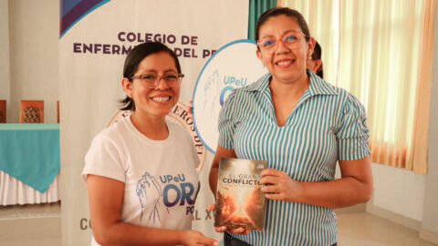 30 mil ejemplares de “El Gran Conflicto” fueron distribuidos por la Universidad Peruana Unión
