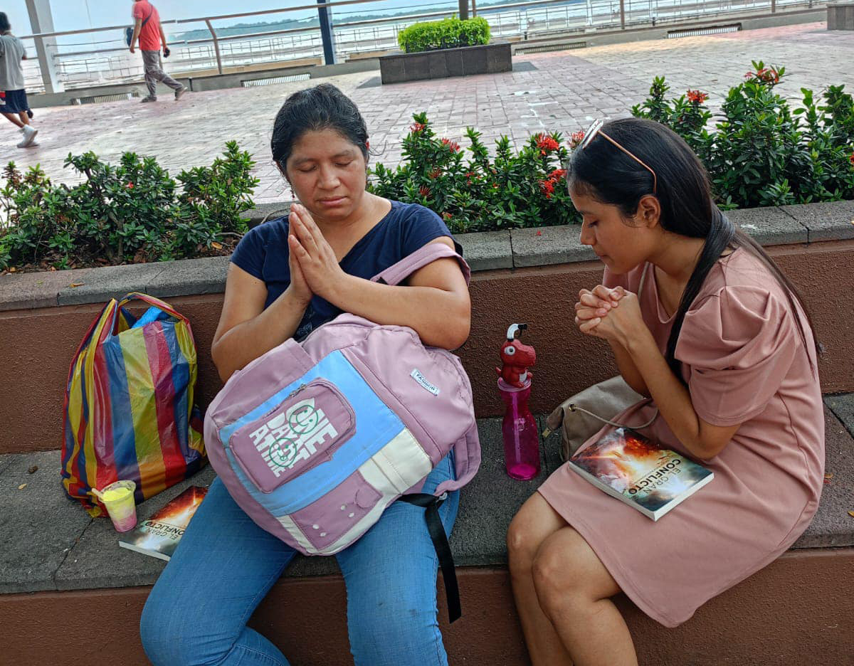 Libros misioneros llegan a lugares donde no hay presencia adventista en Ecuador