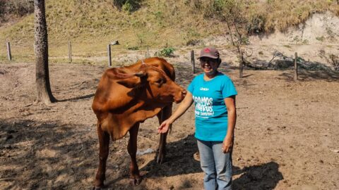 Mujer cumple su promesa de fidelidad a Dios tras una recuperación milagrosa