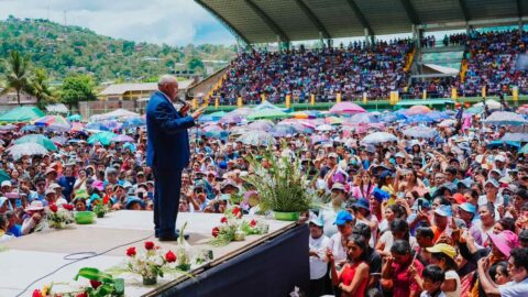 Más de 700 personas se bautizaron escuchando mensajes de la Biblia en Ayacucho, Huancayo y Pichanaqui