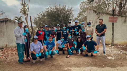 Voluntarios de la Universidad Peruana Unión realizan proyectos sociales y espirituales en Ecuador