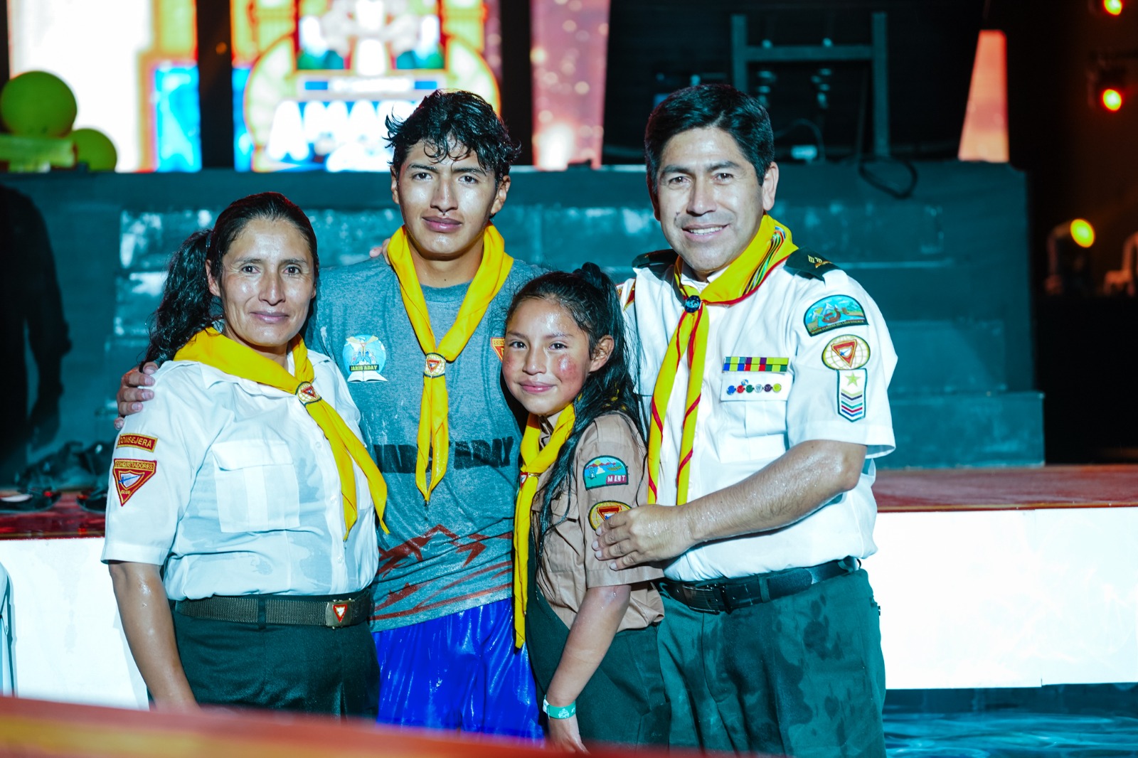 Niña evangeliza a su madre, hermano y comunidad mediante su testimonio en el Club de Conquistadores