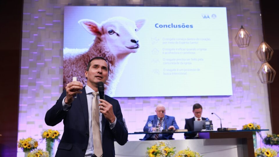 Encuesta registra la opinión de personas que dejaron la iglesia y luego volvieron