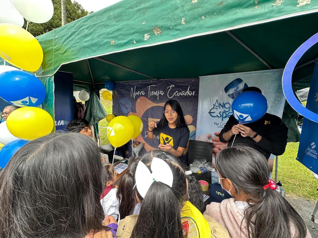 Nuevo Tiempo Ecuador lleva esperanza a ciudadanos de Quito en feria de salud adventista