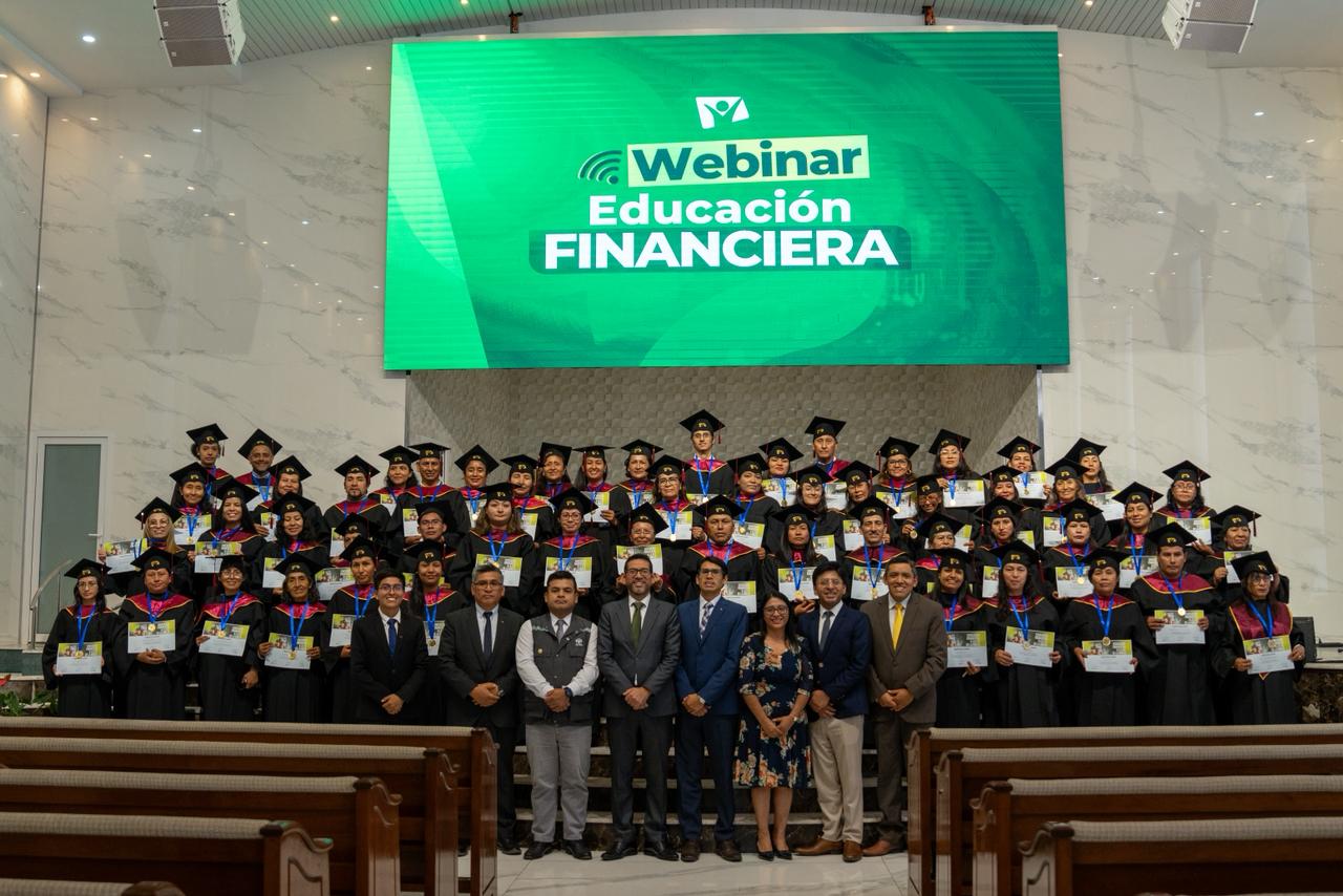 Perú: Primer webinar de educación financiera culminó con graduación presencial